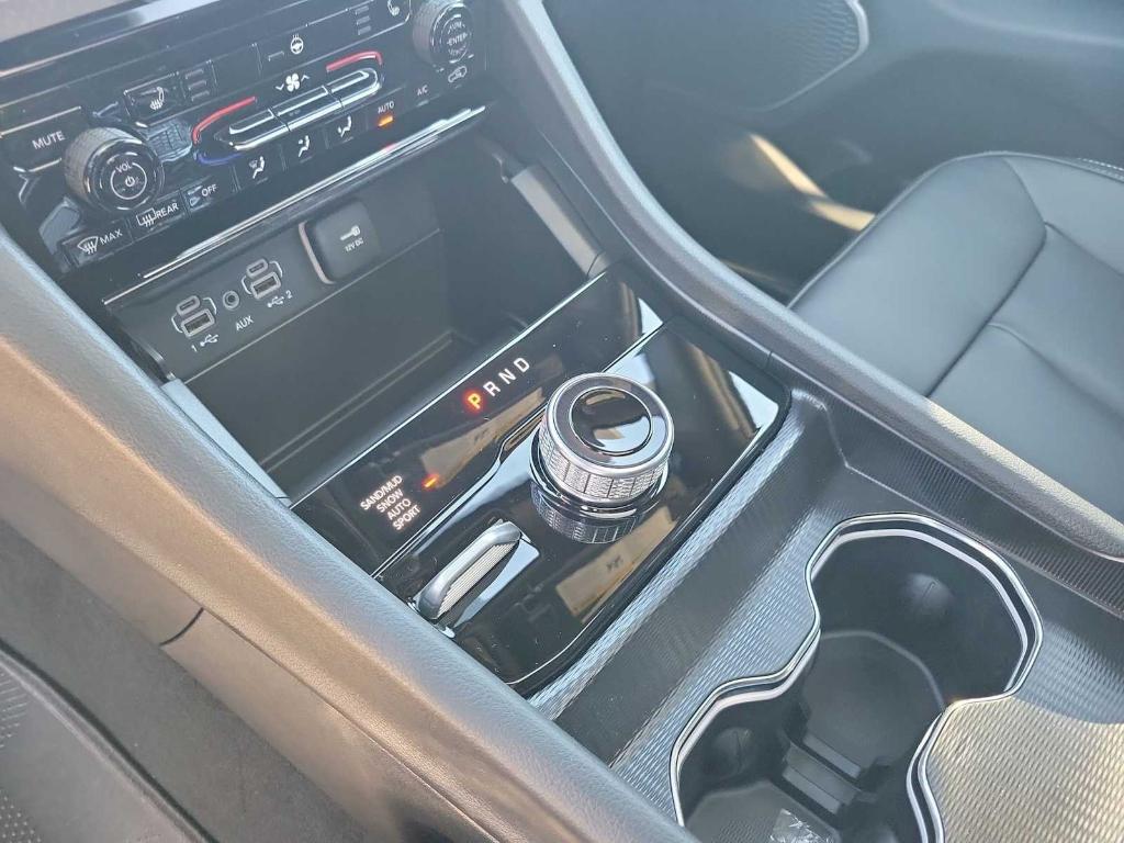 new 2025 Jeep Grand Cherokee car, priced at $46,259