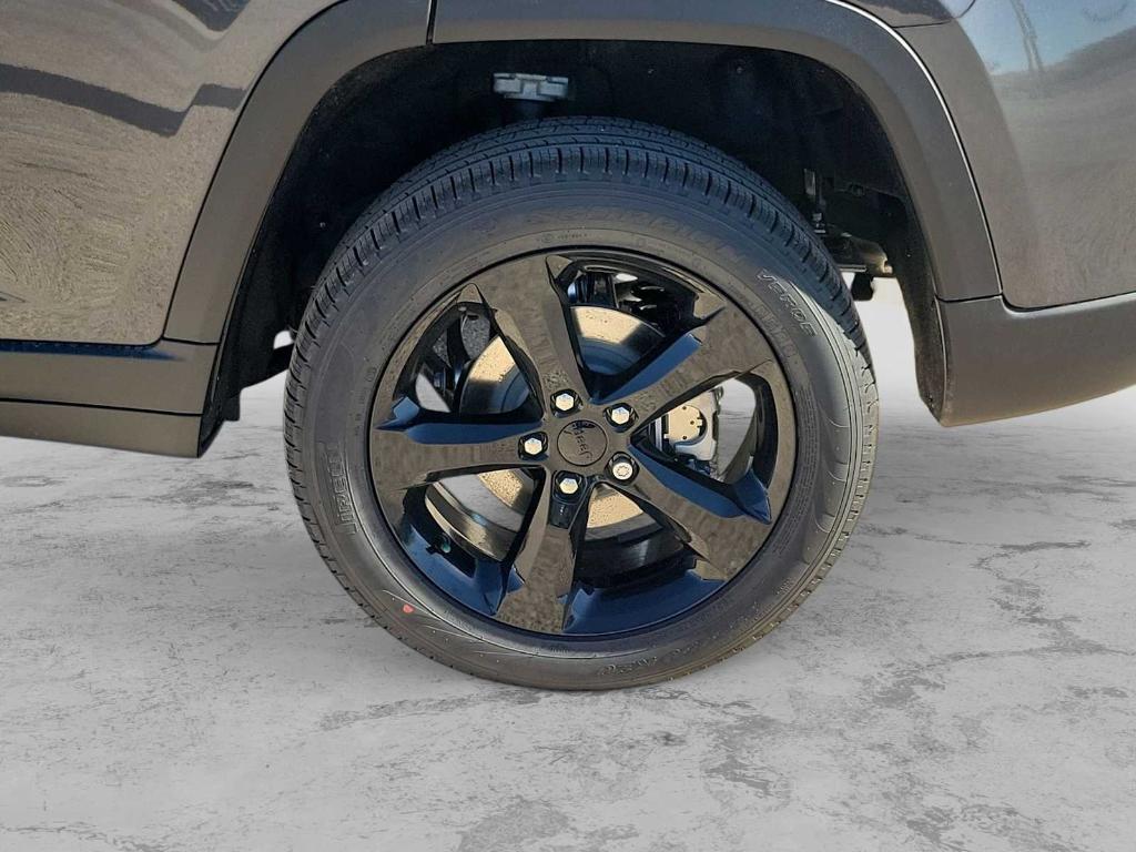 new 2025 Jeep Grand Cherokee car, priced at $46,259