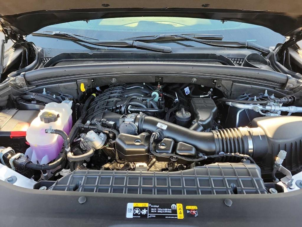 new 2025 Jeep Grand Cherokee car, priced at $48,892