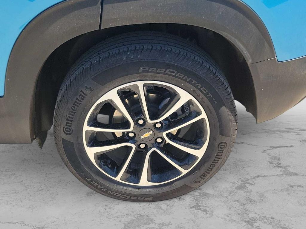 used 2025 Chevrolet TrailBlazer car, priced at $24,114