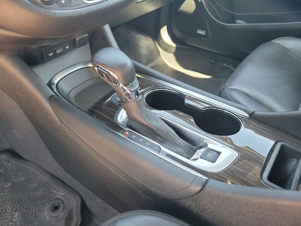 used 2024 Chevrolet Malibu car, priced at $24,999