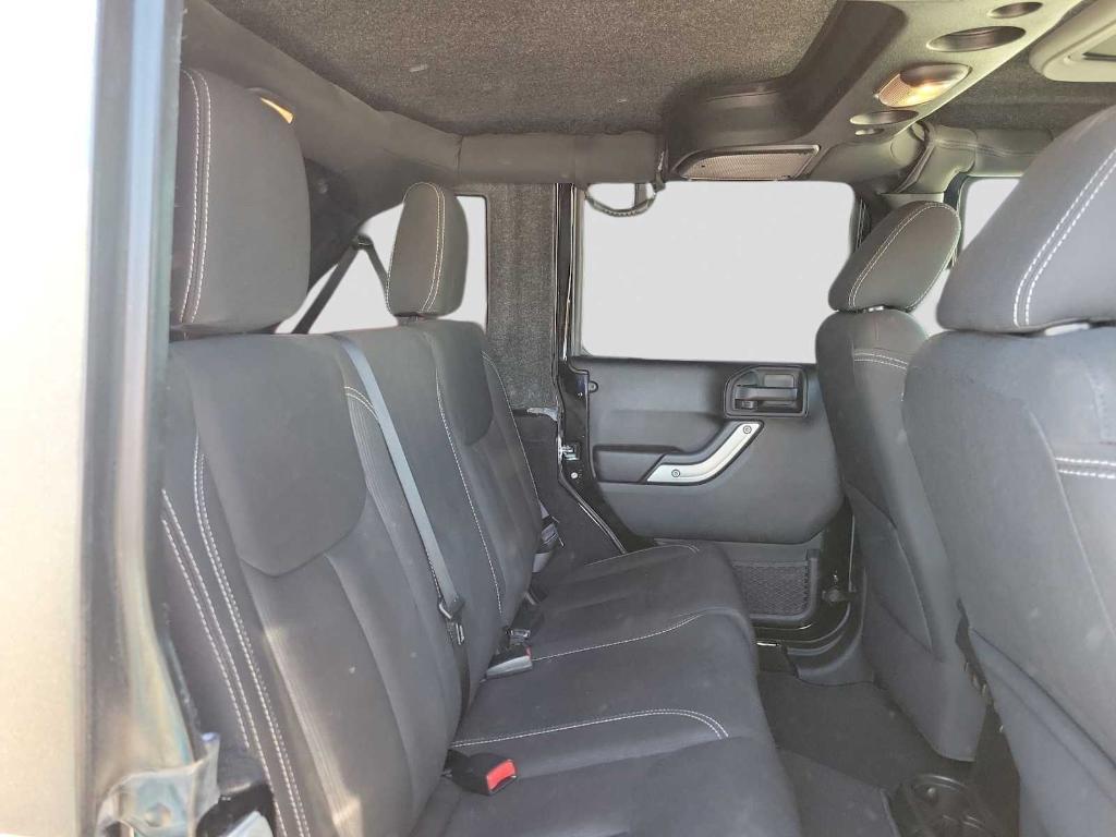 used 2016 Jeep Wrangler Unlimited car, priced at $25,224