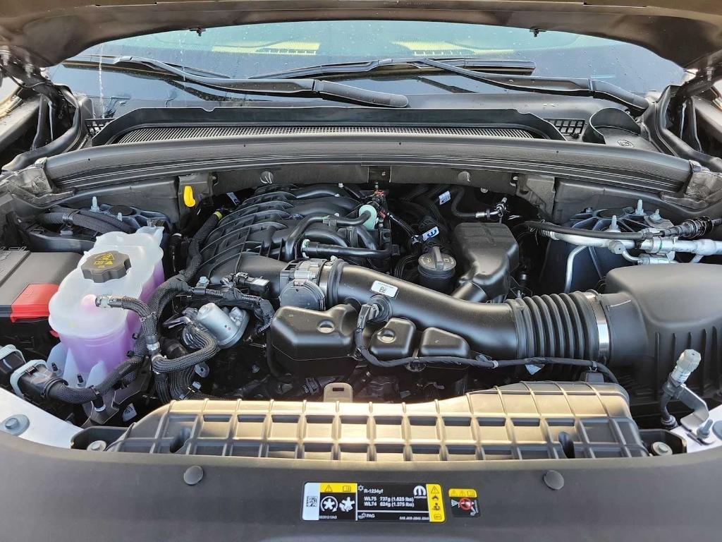 new 2025 Jeep Grand Cherokee car, priced at $37,547