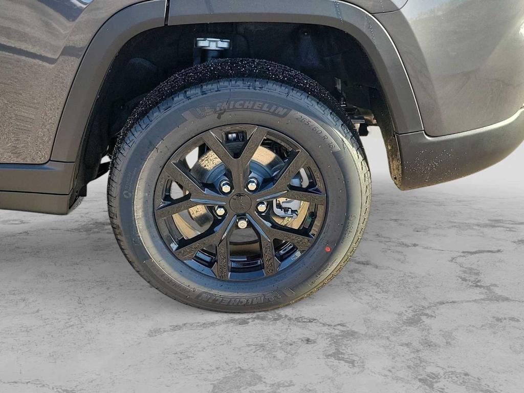 new 2025 Jeep Grand Cherokee car, priced at $37,547