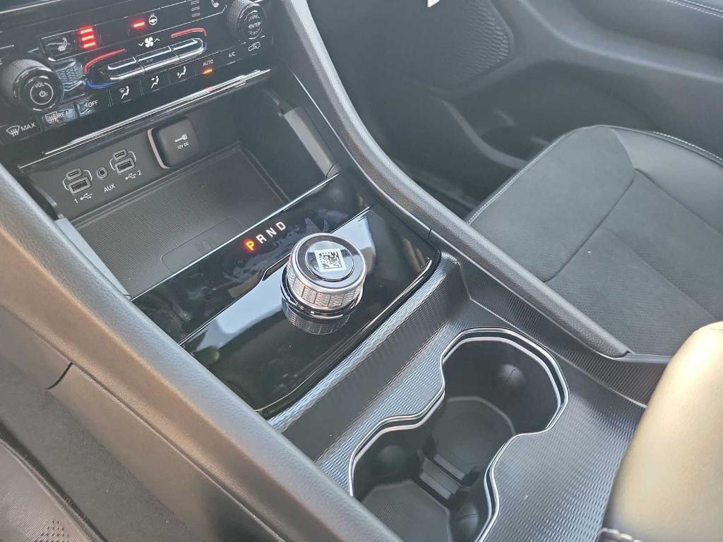 new 2025 Jeep Grand Cherokee car, priced at $37,547