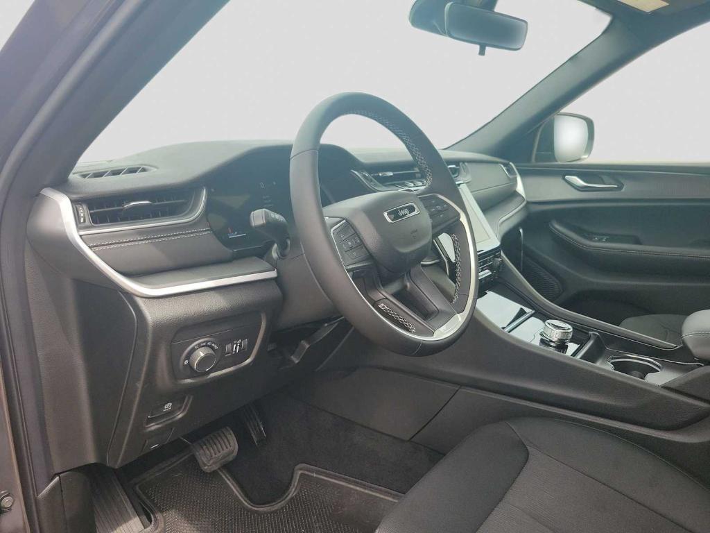 new 2026 Jeep Grand Cherokee L car, priced at $41,955
