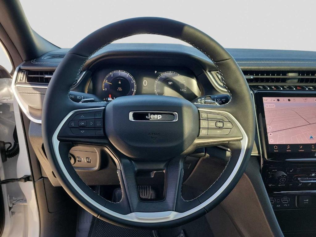 new 2025 Jeep Grand Cherokee car, priced at $44,126