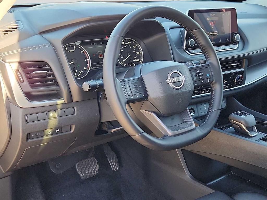 used 2025 Nissan Rogue car, priced at $25,800