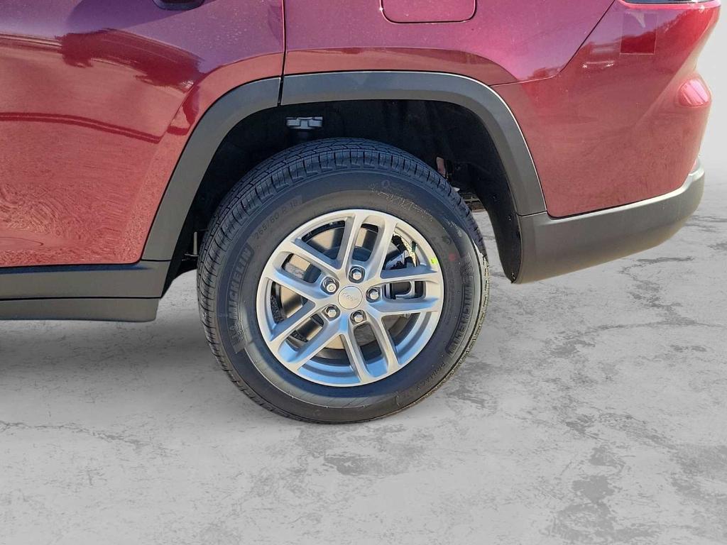 new 2025 Jeep Grand Cherokee car, priced at $40,125