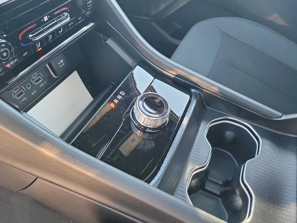 new 2025 Jeep Grand Cherokee car, priced at $40,125