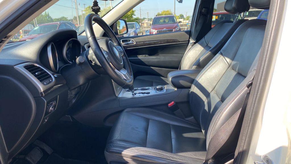 used 2011 Jeep Grand Cherokee car, priced at $6,400