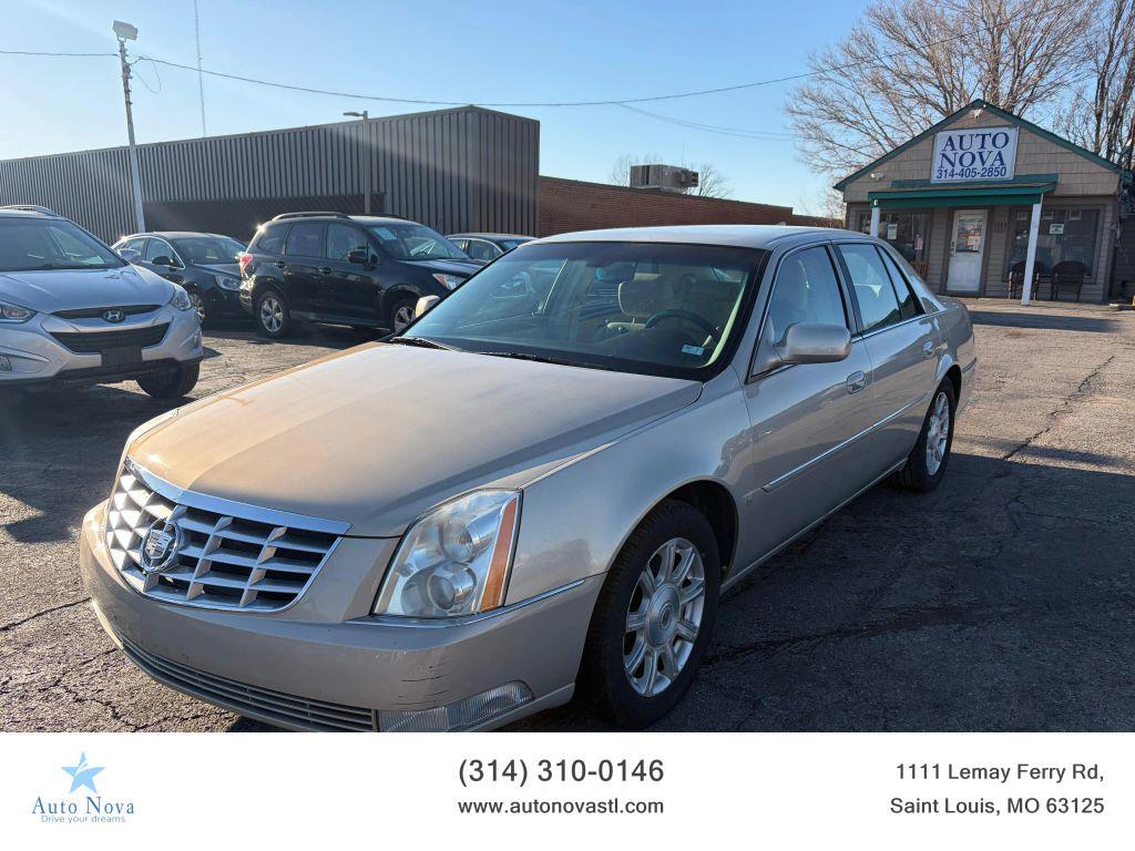 used 2009 Cadillac DTS car, priced at $5,500
