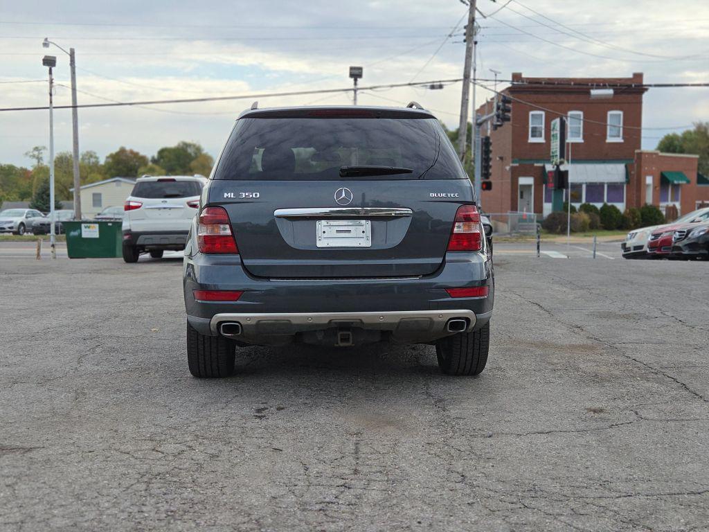 used 2010 Mercedes-Benz M-Class car, priced at $5,600