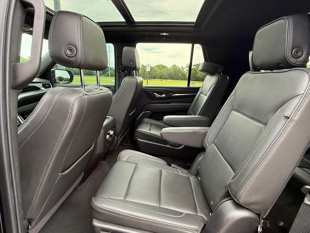 used 2021 GMC Yukon car, priced at $46,988