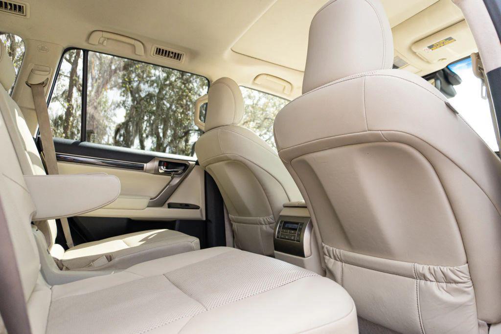 used 2021 Lexus GX 460 car, priced at $30,688
