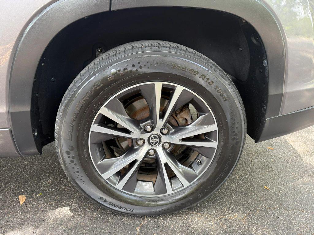 used 2017 Toyota Highlander car, priced at $15,988