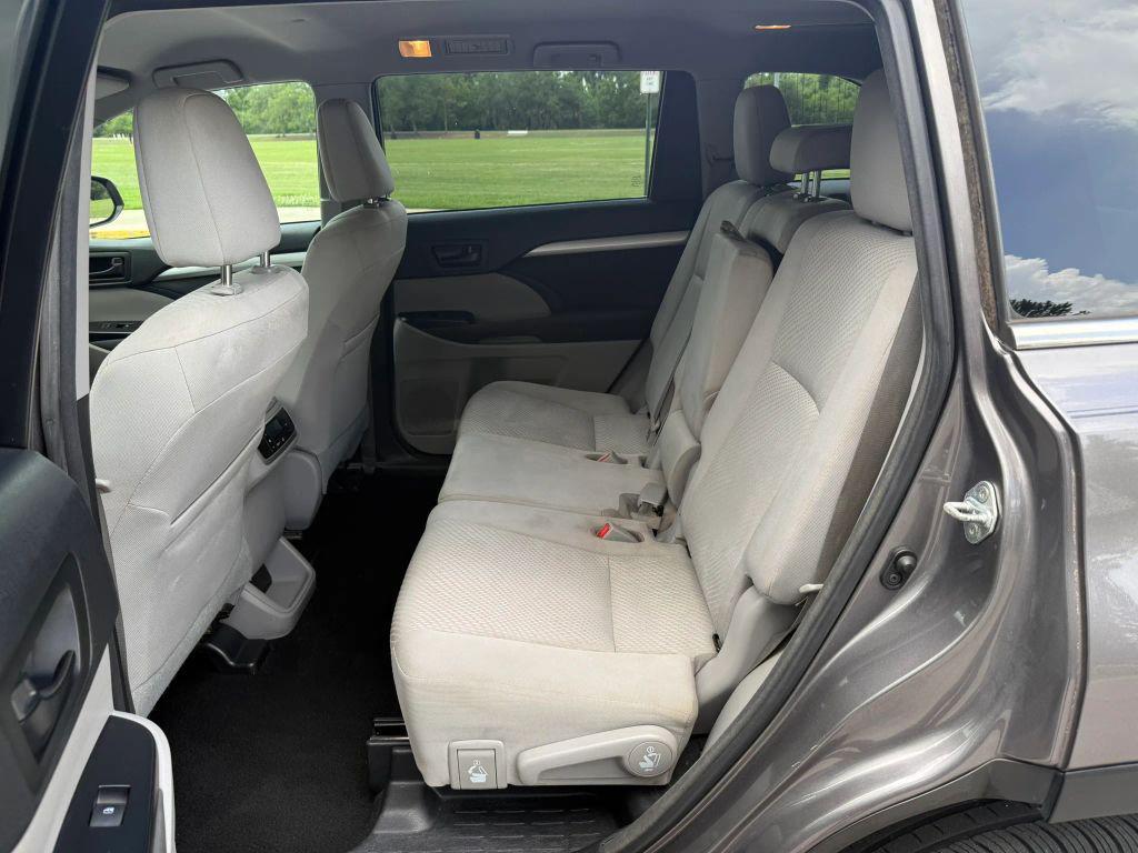 used 2017 Toyota Highlander car, priced at $15,988