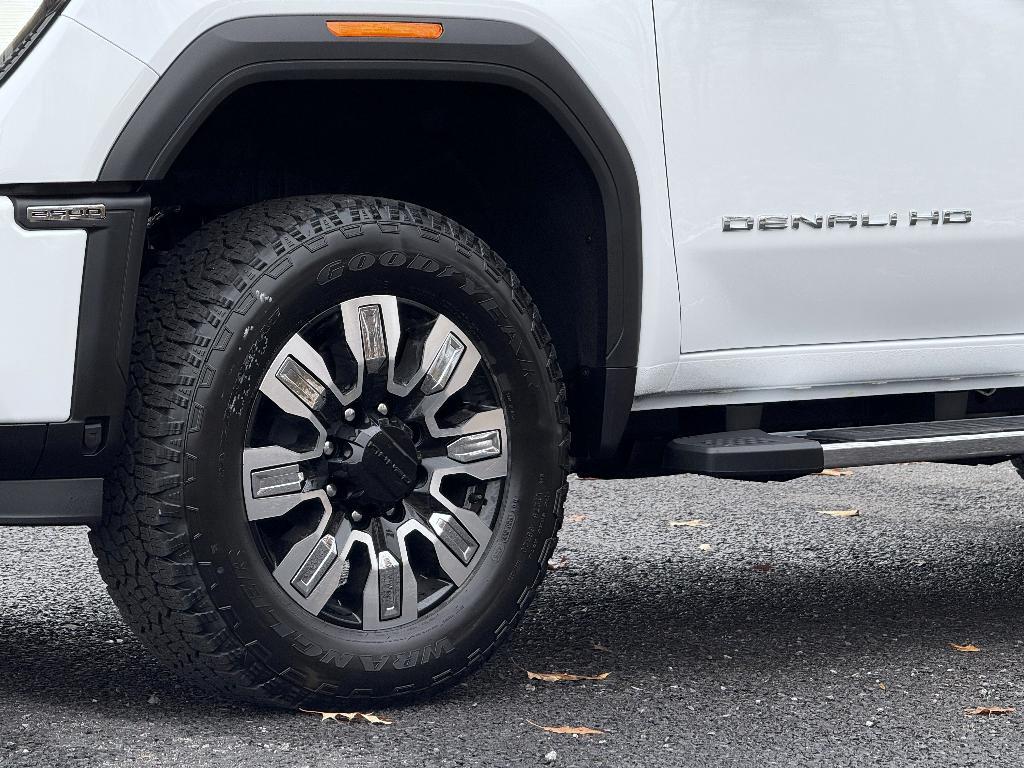 new 2026 GMC Sierra 2500 car, priced at $83,806