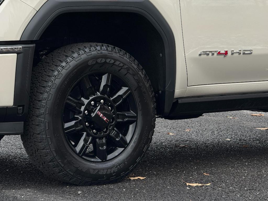 new 2026 GMC Sierra 2500 car, priced at $83,427