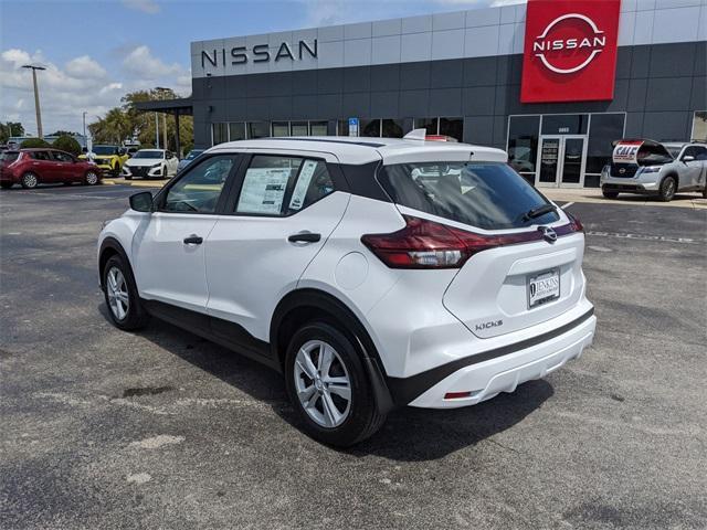 new 2025 Nissan Kicks Play car, priced at $21,479
