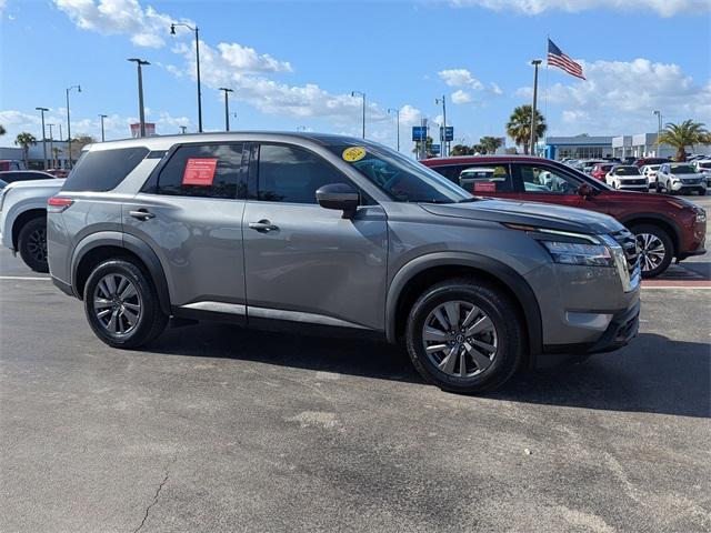 used 2022 Nissan Pathfinder car, priced at $22,990