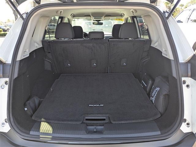 used 2022 Nissan Rogue car, priced at $19,995