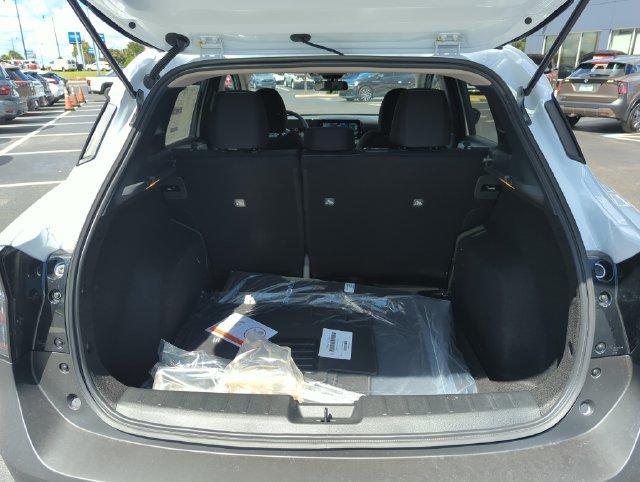 new 2027 Nissan Kicks car, priced at $28,254