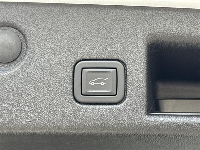 used 2024 Chevrolet Equinox car, priced at $19,493