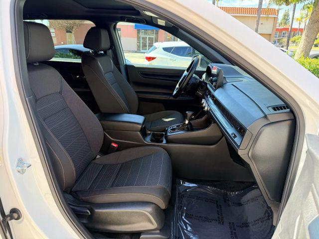 used 2025 Honda CR-V Hybrid car, priced at $33,999