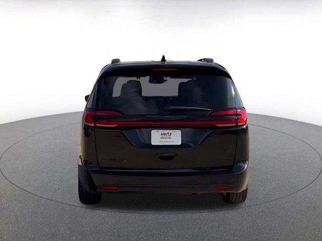 used 2025 Chrysler Pacifica car, priced at $35,586