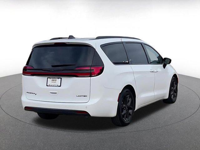 used 2025 Chrysler Pacifica car, priced at $35,240