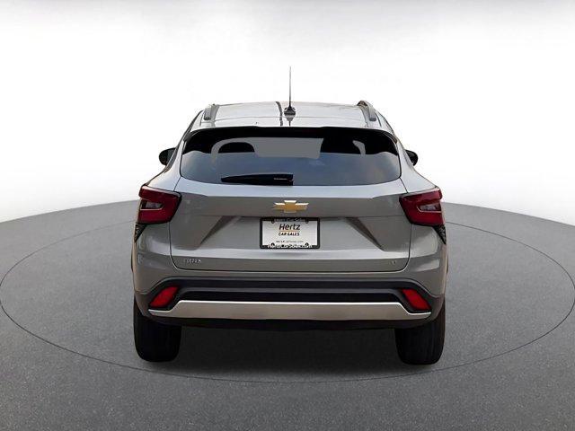 used 2025 Chevrolet Trax car, priced at $18,325