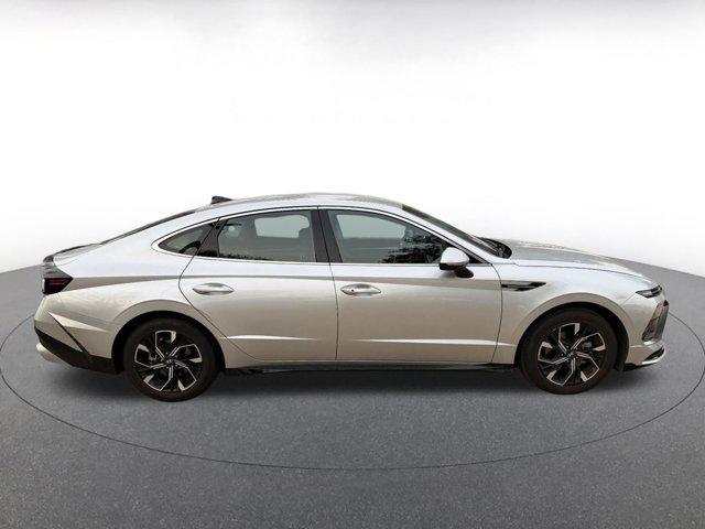 used 2025 Hyundai Sonata car, priced at $21,081