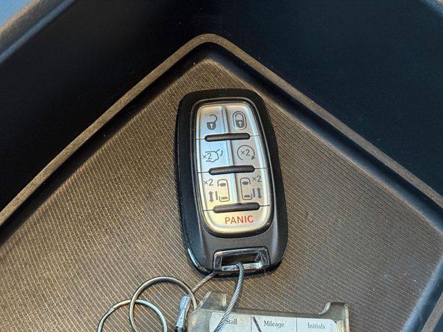 used 2025 Chrysler Pacifica car, priced at $29,760