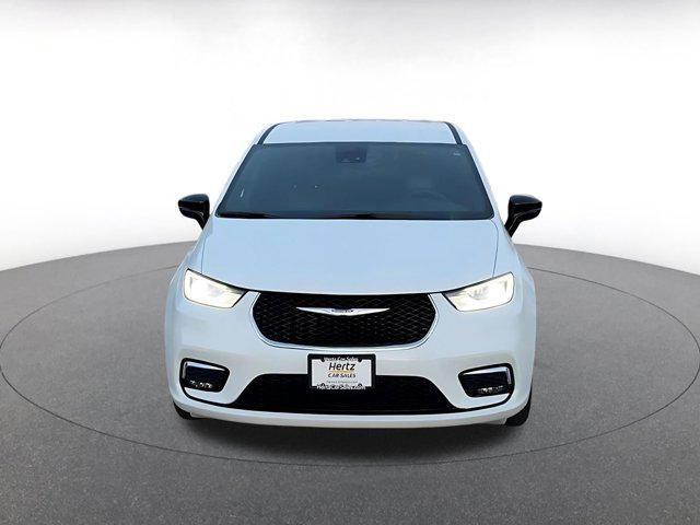 used 2025 Chrysler Pacifica car, priced at $29,760