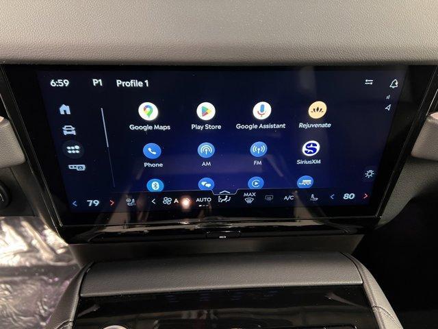 new 2025 Lincoln Navigator car, priced at $99,865