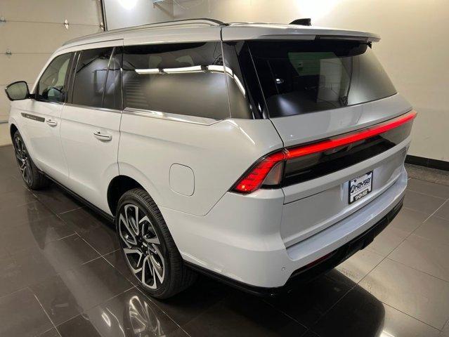 new 2026 Lincoln Navigator car, priced at $114,086
