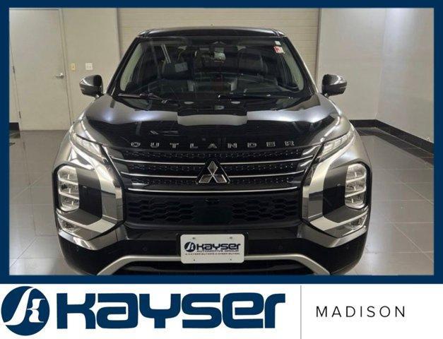 used 2024 Mitsubishi Outlander car, priced at $26,456