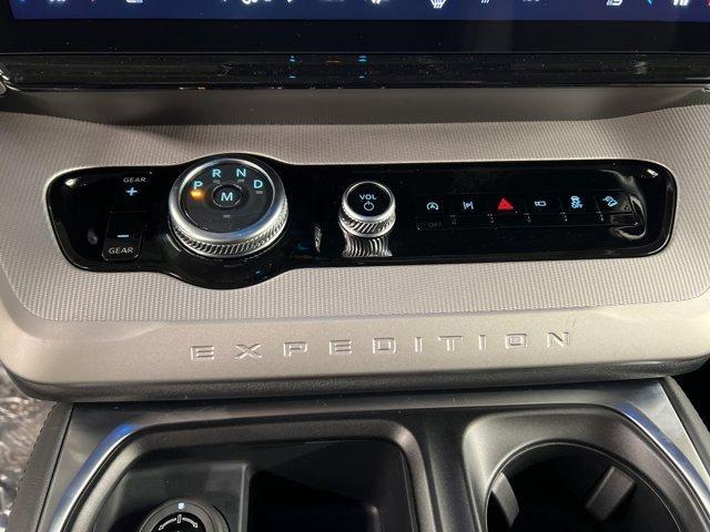 new 2026 Ford Expedition car, priced at $70,460