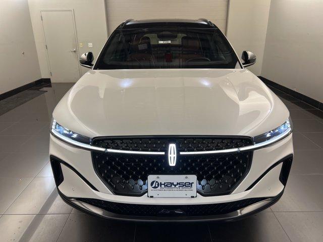 new 2026 Lincoln Nautilus car, priced at $70,680