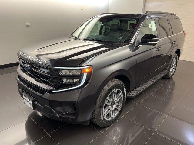 new 2025 Ford Expedition car, priced at $69,935