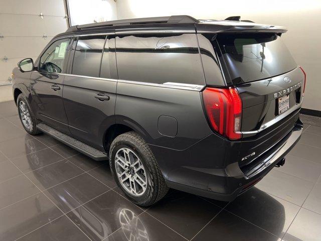 new 2025 Ford Expedition car, priced at $69,935