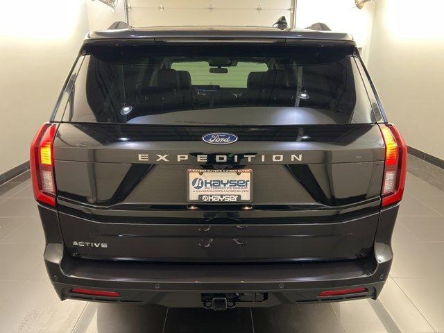new 2025 Ford Expedition car, priced at $69,935