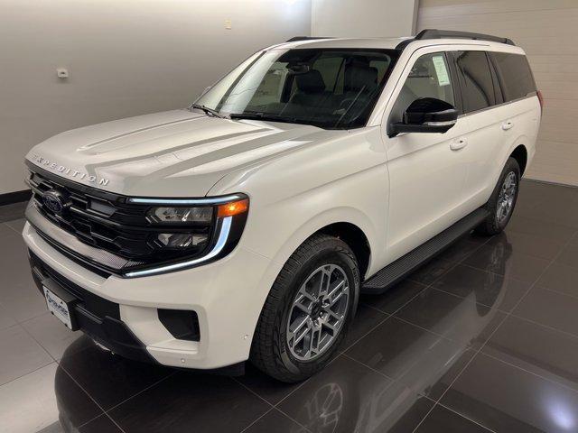 new 2025 Ford Expedition car, priced at $68,120