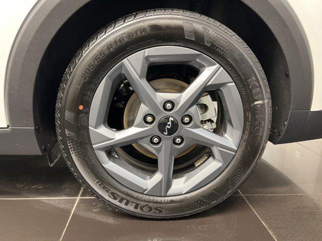 used 2025 Kia K4 car, priced at $21,817