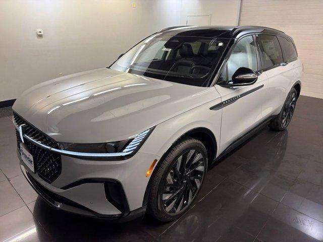 new 2026 Lincoln Nautilus car, priced at $66,078