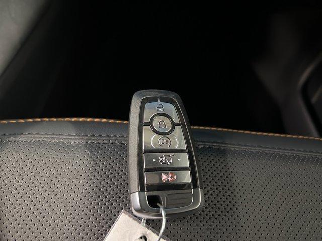 new 2025 Ford Expedition car, priced at $82,535