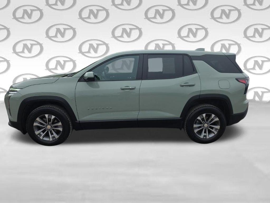 used 2025 Chevrolet Equinox car, priced at $29,059
