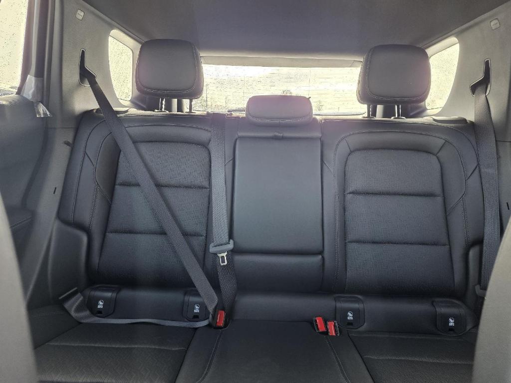 new 2026 Chevrolet Equinox car, priced at $33,095