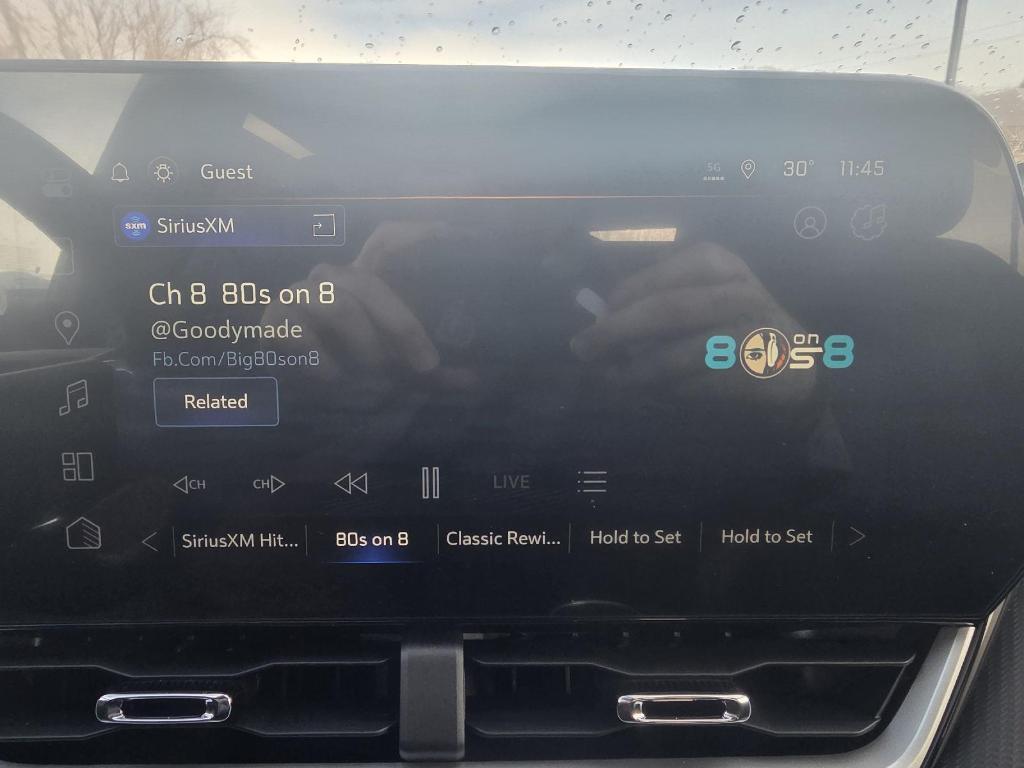 new 2026 Chevrolet Equinox car, priced at $33,095